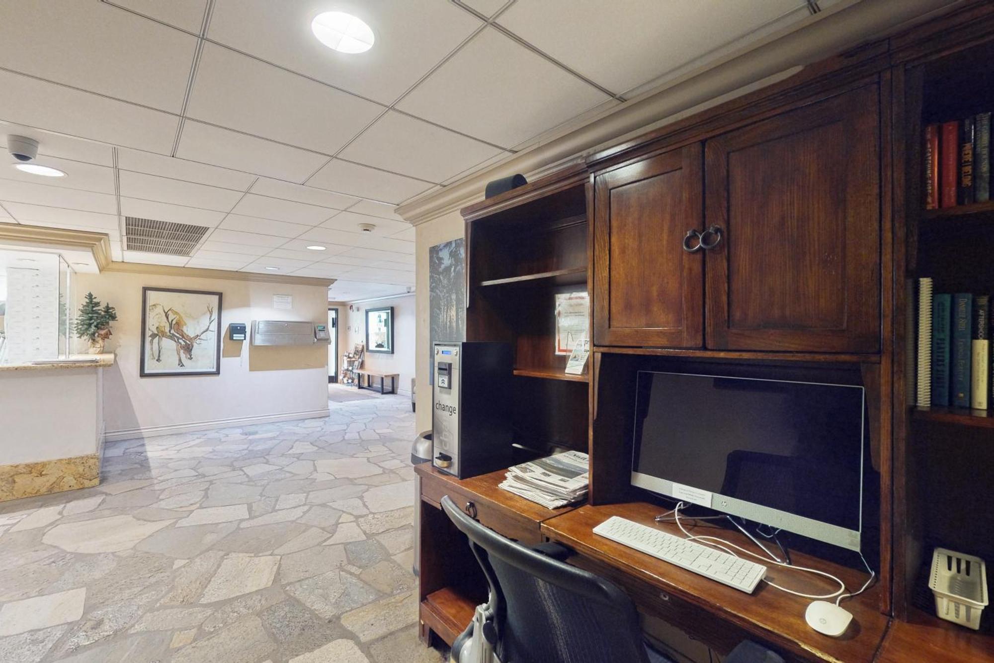 Fallridge Apartment *